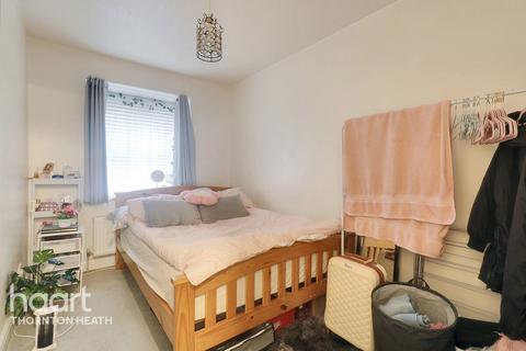 21 Fiveacre Close, Thornton Heath, CR7 6AS