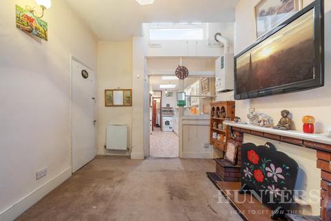 55 Rathcoole Avenue, London, N8 9LY