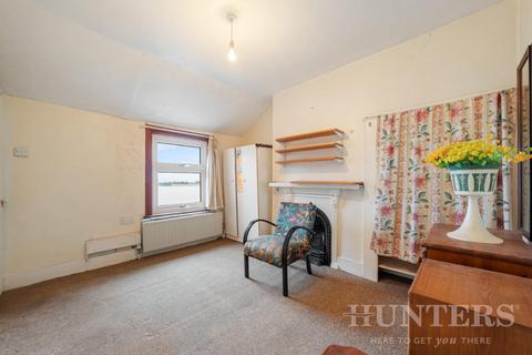 55 Rathcoole Avenue, London, N8 9LY