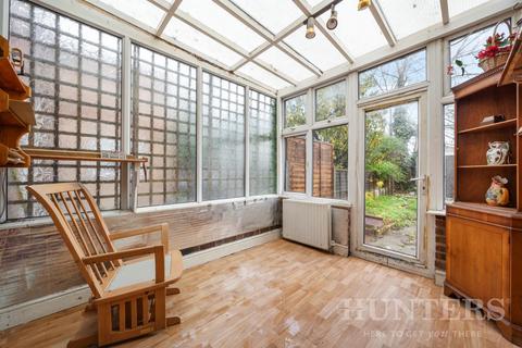 55 Rathcoole Avenue, London, N8 9LY