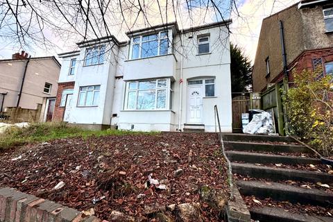 3 bedroom semi-detached house for sale, Dallow Road, Luton