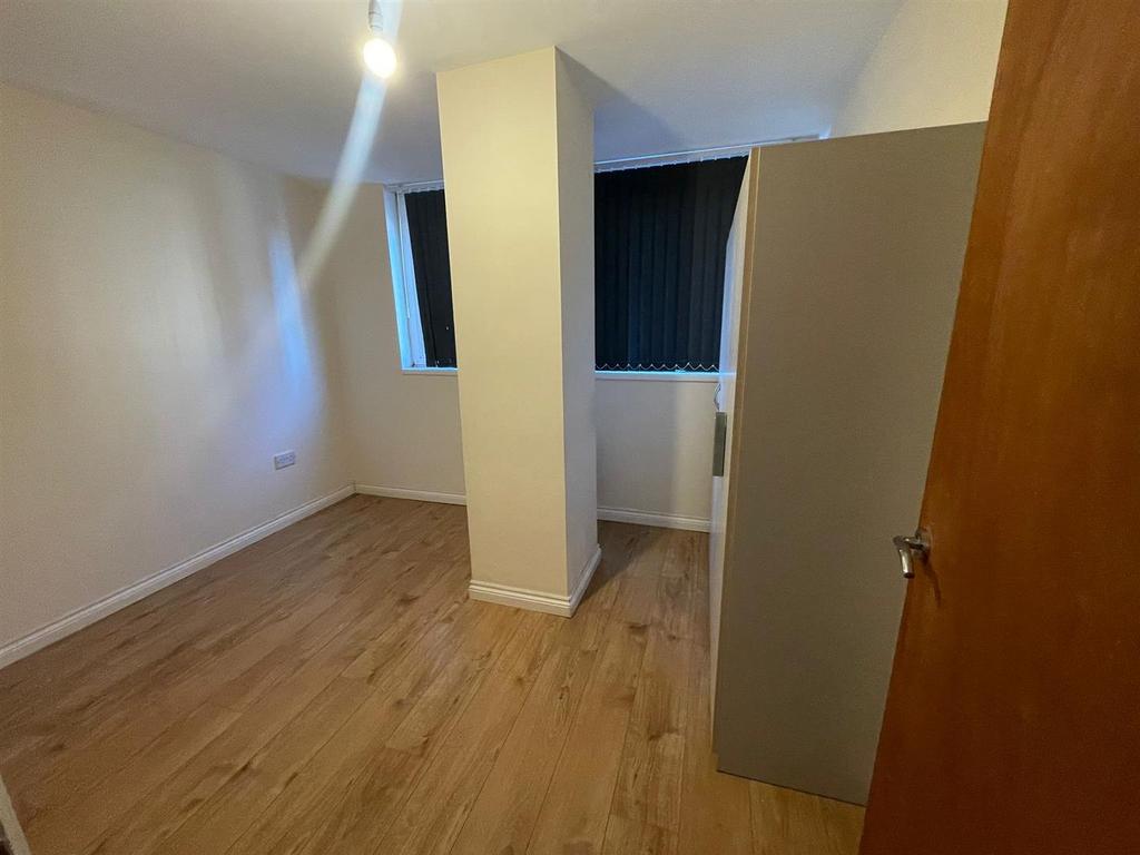 2 bed