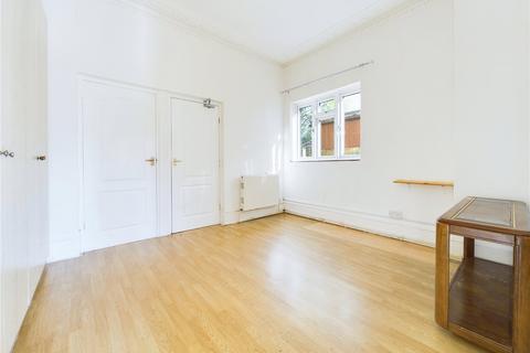 Studio for sale, Windsor Road, Forest Gate E7