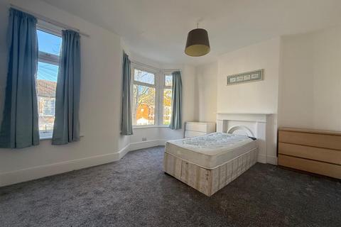 4 bedroom house to rent, Devonshire Road, London