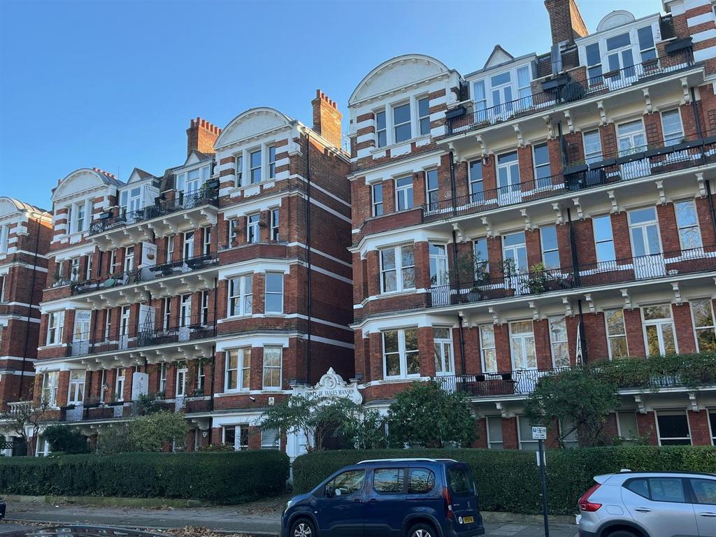 Exterior, Prince of Wales Drive, Eden Harper SW11