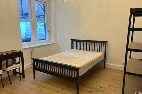 1 bedroom flat to rent, Prince Of Wales Drive, London SW11