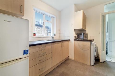 2 bedroom flat to rent, Yeldham Road, London