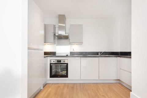 1 bedroom flat to rent, Union Way, London NW10