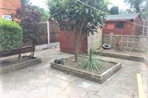 2 bedroom flat to rent, Cranbrook Road, IG2 6SU