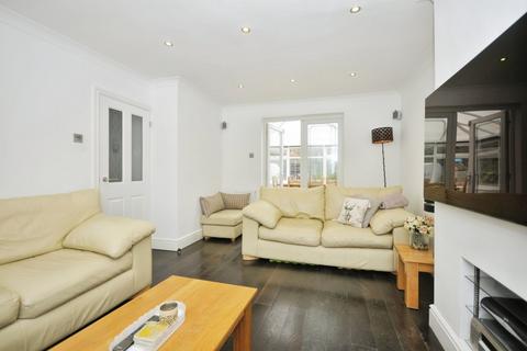 3 bedroom terraced house for sale, Willow Close, Bromley BR2