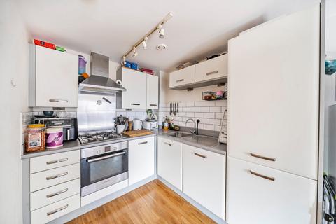 1 bedroom flat for sale, Lindoe Close, Hampshire SO15