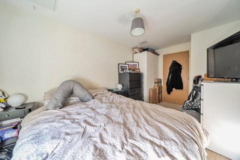 1 bedroom flat for sale, Lindoe Close, Hampshire SO15