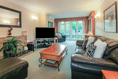 undefined, Hanbury Road, Dorridge, Solihull, B93