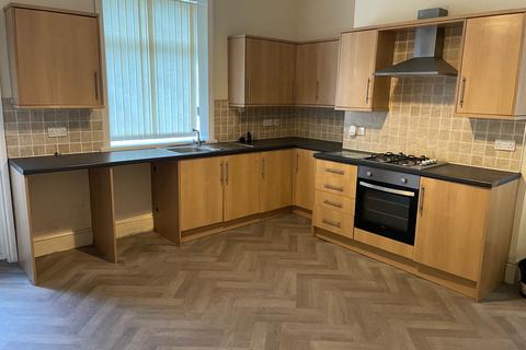 2 bedroom end of terrace house to rent, Curzon Street, Colne BB8