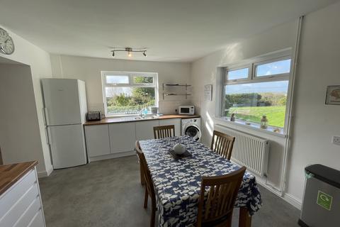 2 bedroom cottage to rent, Cock St, Swansea