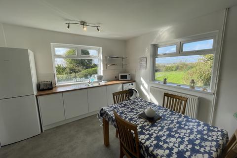 2 bedroom cottage to rent, Cock St, Swansea