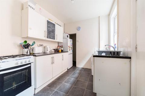 3 bedroom terraced house to rent, Rothbury Terrace, Heaton NE6