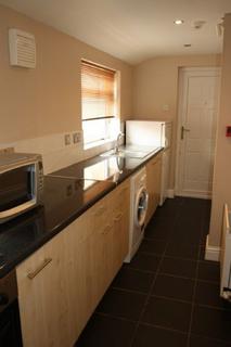 2 bedroom apartment to rent, Otterburn Villas North, Jesmond NE2