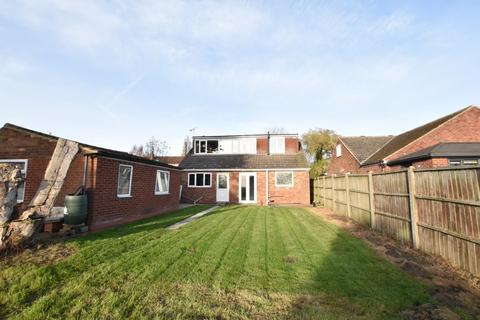 4 bedroom detached bungalow for sale, Brigg Road, Messingham, Scunthorpe