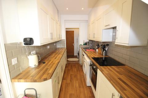 3 bedroom terraced house to rent, Braemar Road, Worcester Park KT4