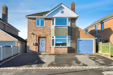 3 bedroom detached house for sale, Carlton Road, Chesterfield, S40 2JQ