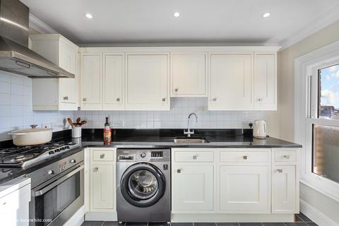 2 bedroom flat for sale, Thornton Hill, Wimbledon SW19