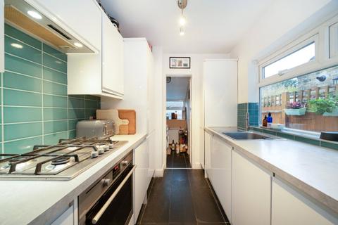 2 bedroom terraced house for sale, Watford, Hertfordshire WD18