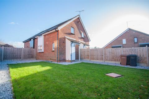 1 bedroom end of terrace house for sale, Bonington Chase, Springfield, Chelmsford