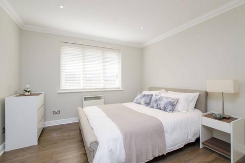 2 bedroom flat for sale, Prices Court, Cotton Row, Battersea, London, SW11