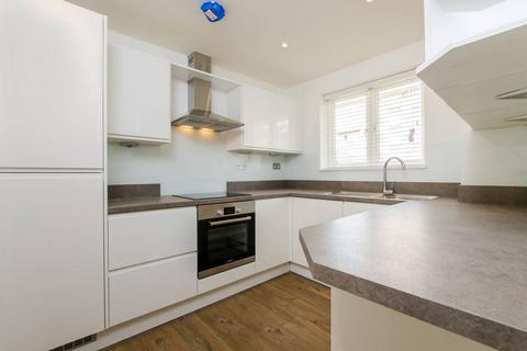 2 bedroom flat for sale, Prices Court, Cotton Row, Battersea, London, SW11