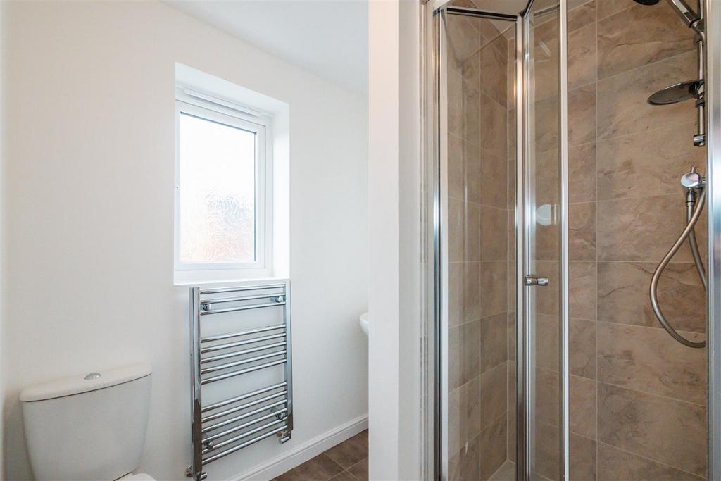 Renmore En Suite .jpg