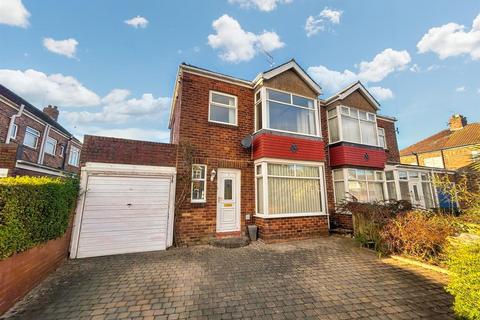 2 bedroom semi-detached house to rent, Braemar Gardens, Whitley Bay