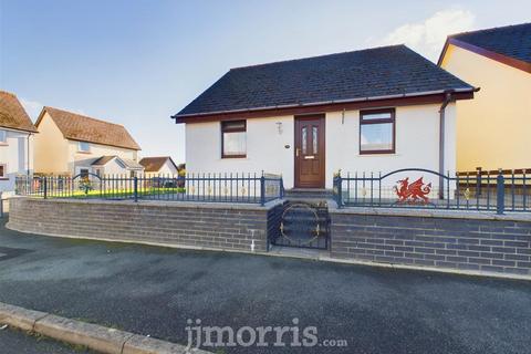 2 bedroom detached bungalow for sale, Llain Drigarn, Crymych