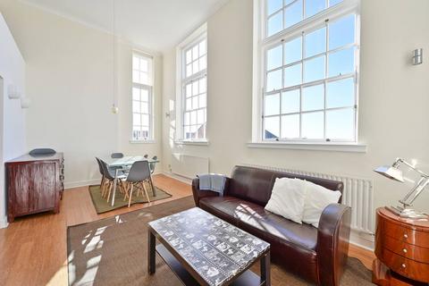 2 bedroom flat to rent, Southey Road, Wimbledon, London, SW19