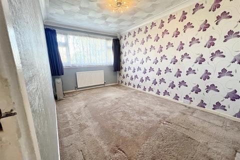 3 bedroom house for sale, Nevis Grove, Bletchley MK2