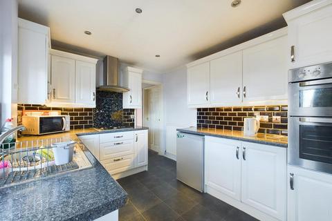 9 Fern Lawn, Abbeydale, Gloucester, GL4 5XS