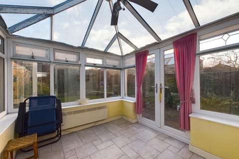 9 Fern Lawn, Abbeydale, Gloucester, GL4 5XS