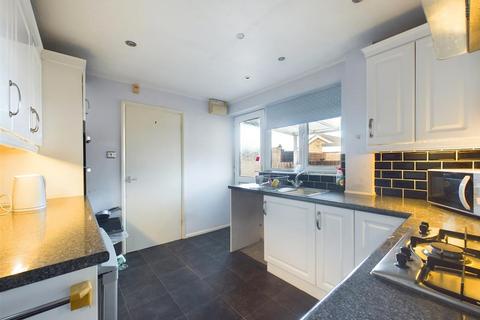 9 Fern Lawn, Abbeydale, Gloucester, GL4 5XS