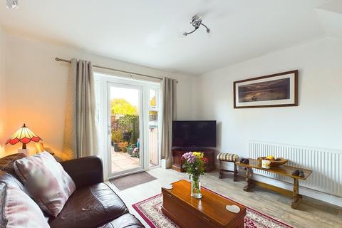 2 bedroom end of terrace house for sale, St. Oswalds View, Kendal LA9