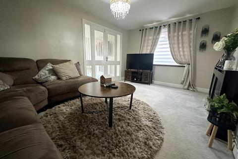 3 Lytton Drive, Sheffield, S5 8AZ