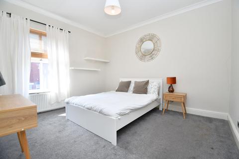 72 Stapleton Street, Salford, M6 7WG