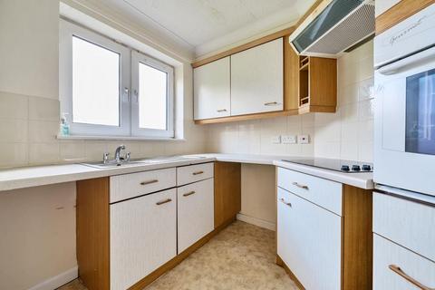 1 bedroom retirement property for sale, Weston Court,  London N20,  N20