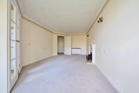 1 bedroom retirement property for sale, Weston Court,  London N20,  N20