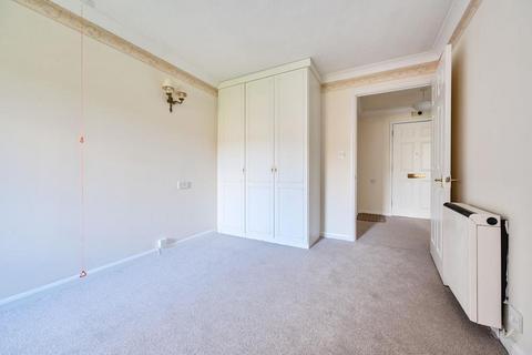 1 bedroom retirement property for sale, Weston Court,  London N20,  N20