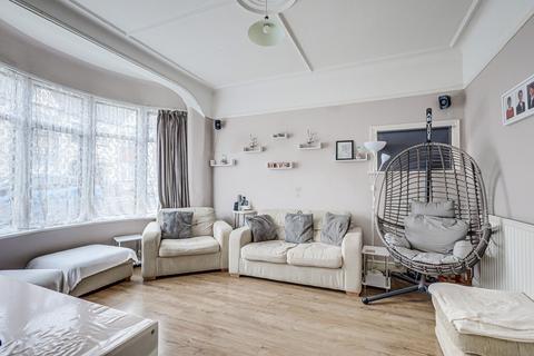 3 bedroom semi-detached house for sale, Westcliff Park Drive, Westcliff-on-Sea, SS0