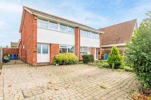 3 bedroom semi-detached house for sale, Edendale, Lowestoft