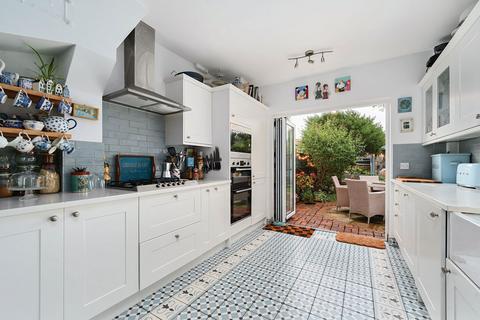 4 bedroom semi-detached house for sale, Worcester Villas, Hove, BN3 5TA