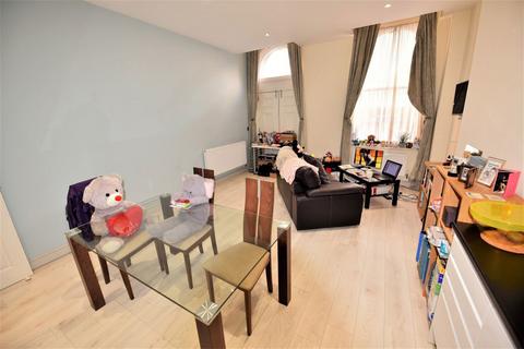 1 bedroom flat to rent, Aire Street