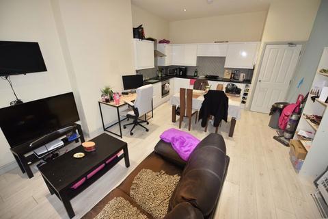 1 bedroom flat to rent, Aire Street