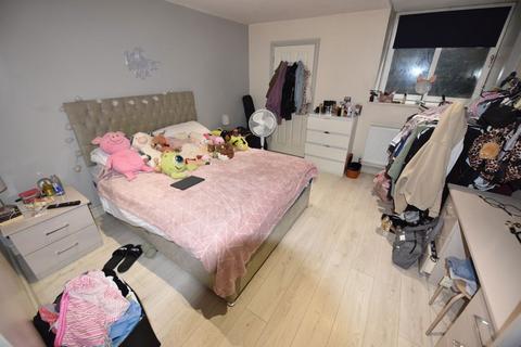 1 bedroom flat to rent, Aire Street